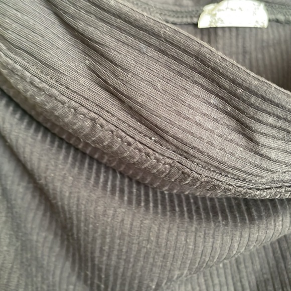 Free People New with tags Black fine line tube top cropped Size M - Picture 5 of 5